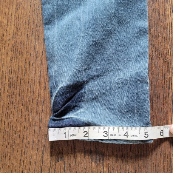 Almost Famous Skinny Dark Wash Jeans Size Junior's 7 - Picture 8 of 9